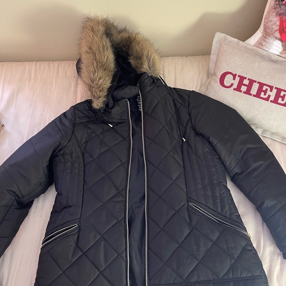 Winter jacket - Picture 2 of 2